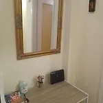 Univercity Place Apartman